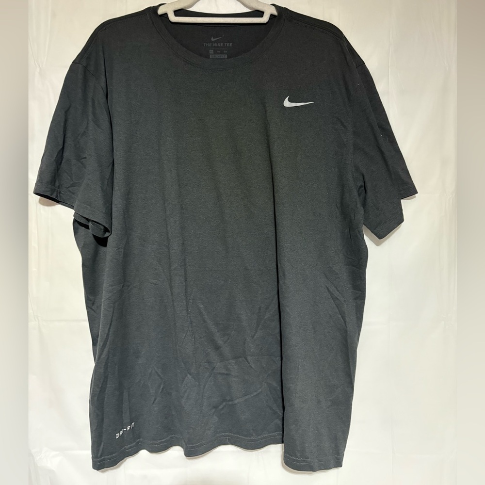 Men’s Nike Dri-Fit T-shirt, XXL, dark gray